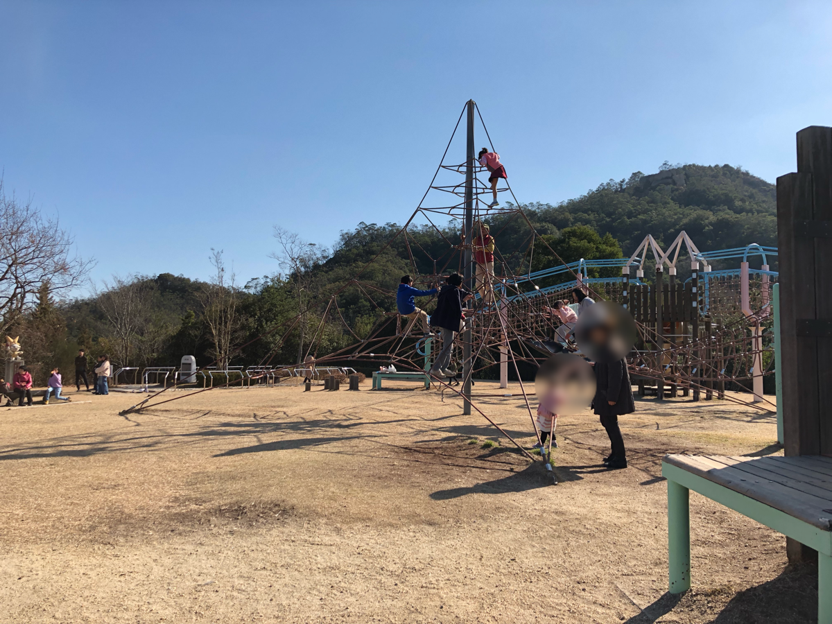 【岡山子供の遊び場】玉野深山公園（みやま公園）の新設された遊具で遊んできた。