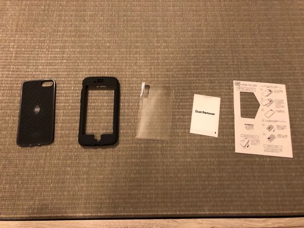 手帳型iPhoneケースをやめて、衝撃に強く、シンプルなデザインのiPhoneケースを探して「IJOY」を購入しました。